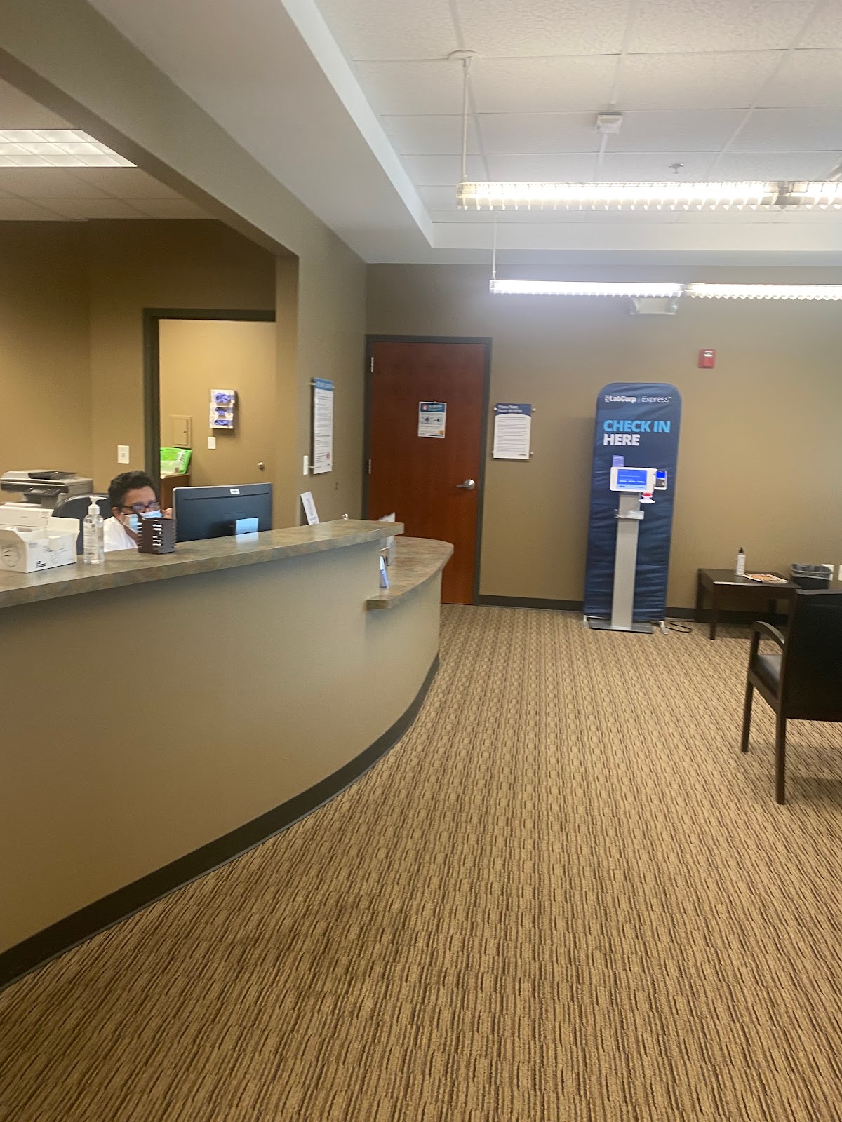 Photo of LabCorp Shawnee Crossings Retail Center COVID Testing at 6815 Hilltop Rd Ste 180, Shawnee, KS 66226, USA