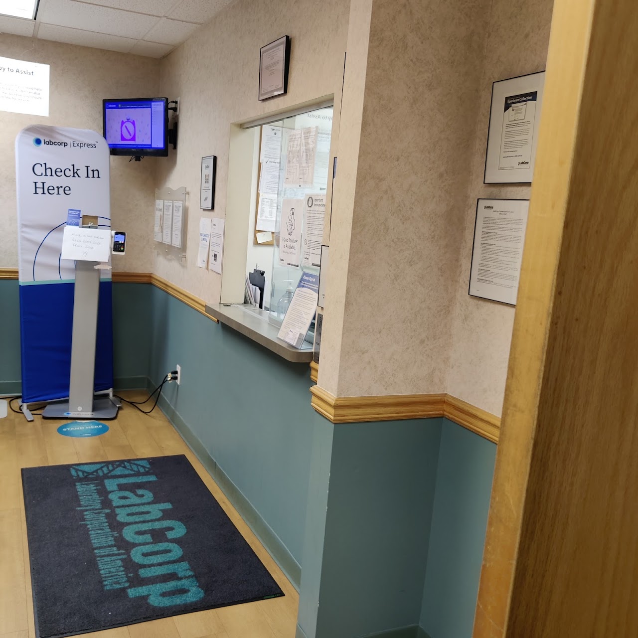 Photo of LabCorp New Hyde Park COVID Testing at 2001 Marcus Ave Ste N215, New Hyde Park, NY 11042, USA