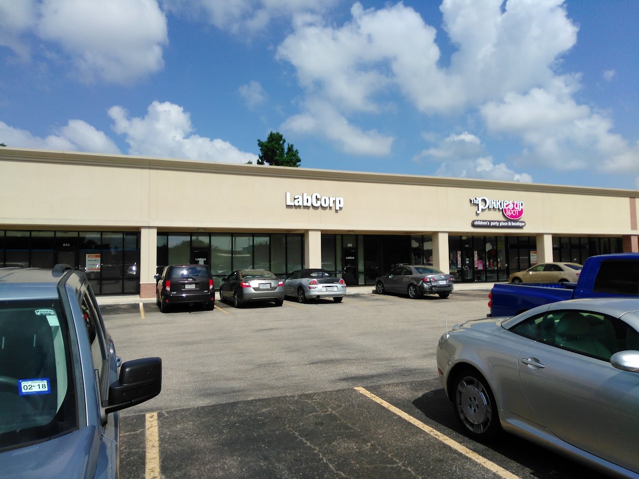 Photo of LabCorp Memorial City COVID Testing at 855 Frostwood Dr, Houston, TX 77024, USA
