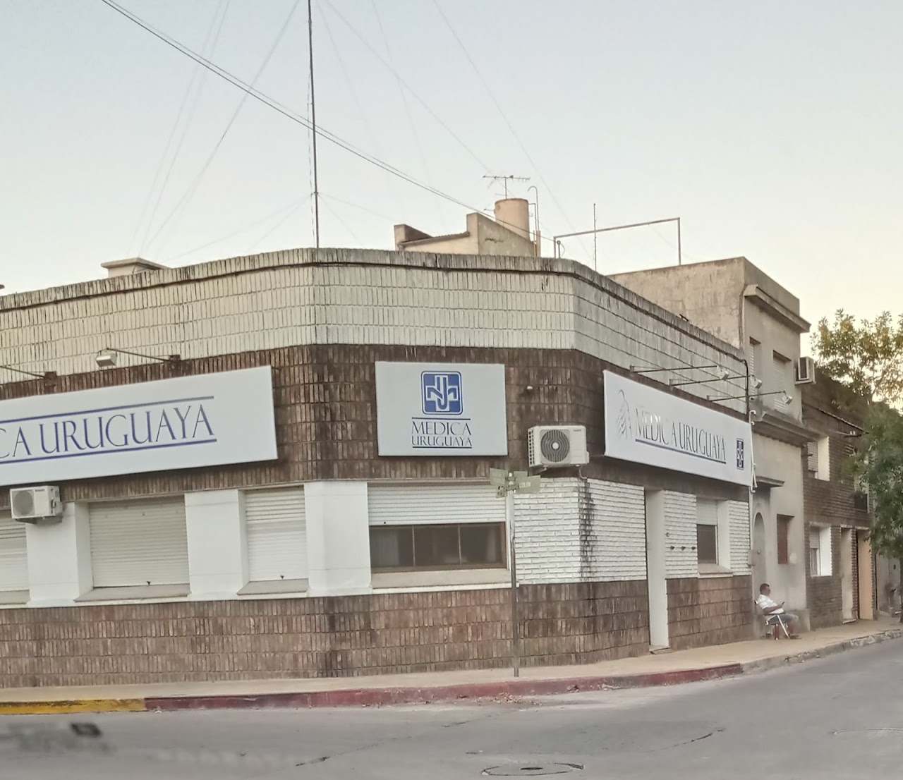 Photo of Médica Uruguaya San José de Mayo COVID Testing at 80000 San José de Mayo, San José Department, Uruguay