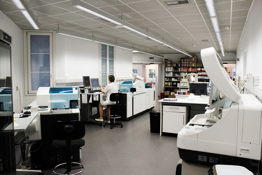 Photo of Laboratorio Axpe Bilbo COVID Testing at Ercilla Kalea, 18, 48009 Bilbo, Bizkaia, Spain