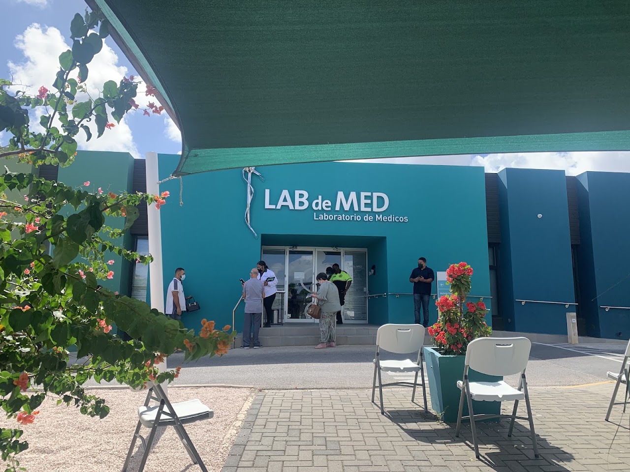 Photo of LabdeMed Rooi Catochi COVID Testing at Kaya Flamboyan, Willemstad, Curaçao