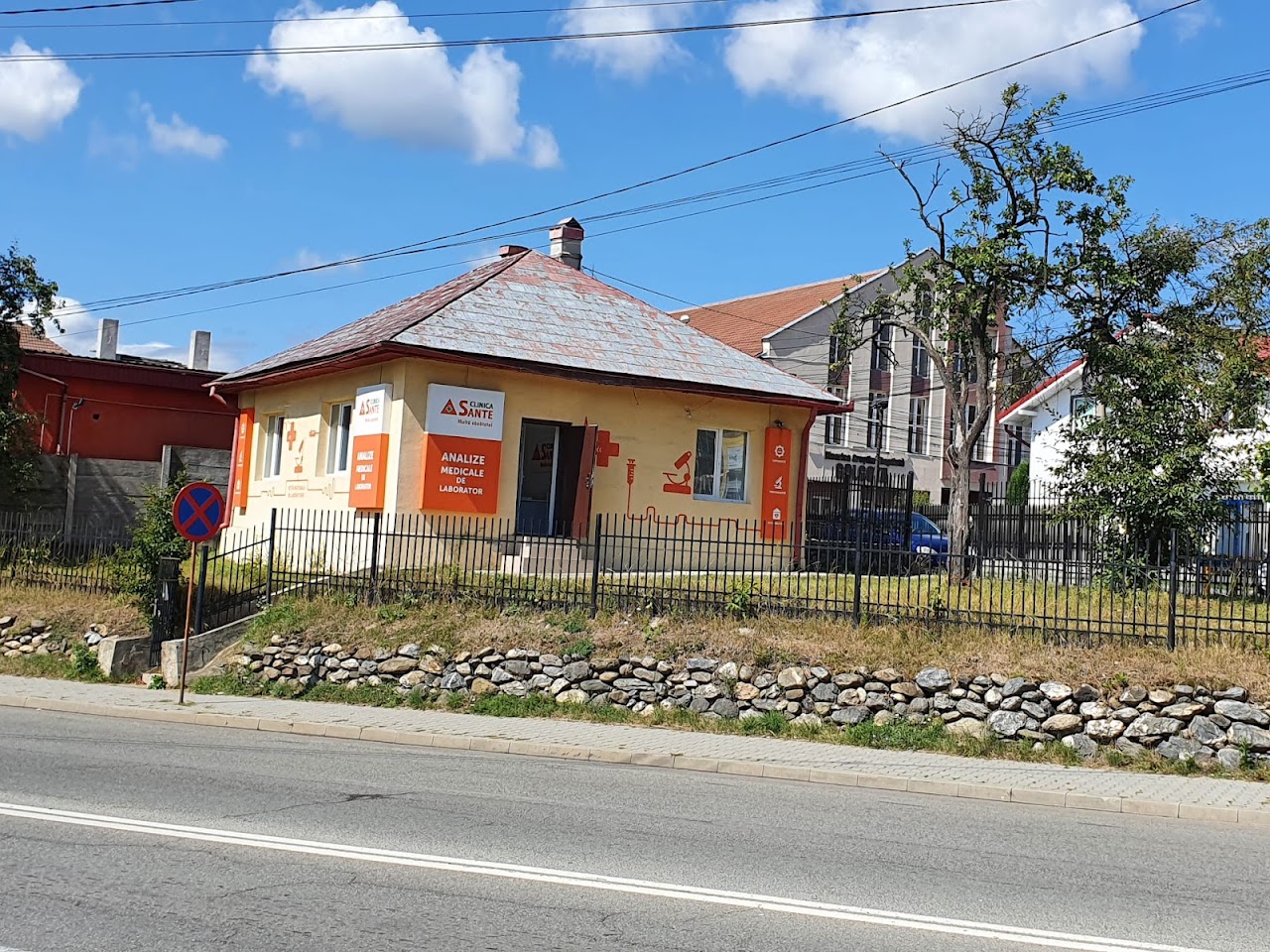 Photo of Clinica Sante Petroșani COVID Testing at Strada Petru Maior, Petroșani, Romania