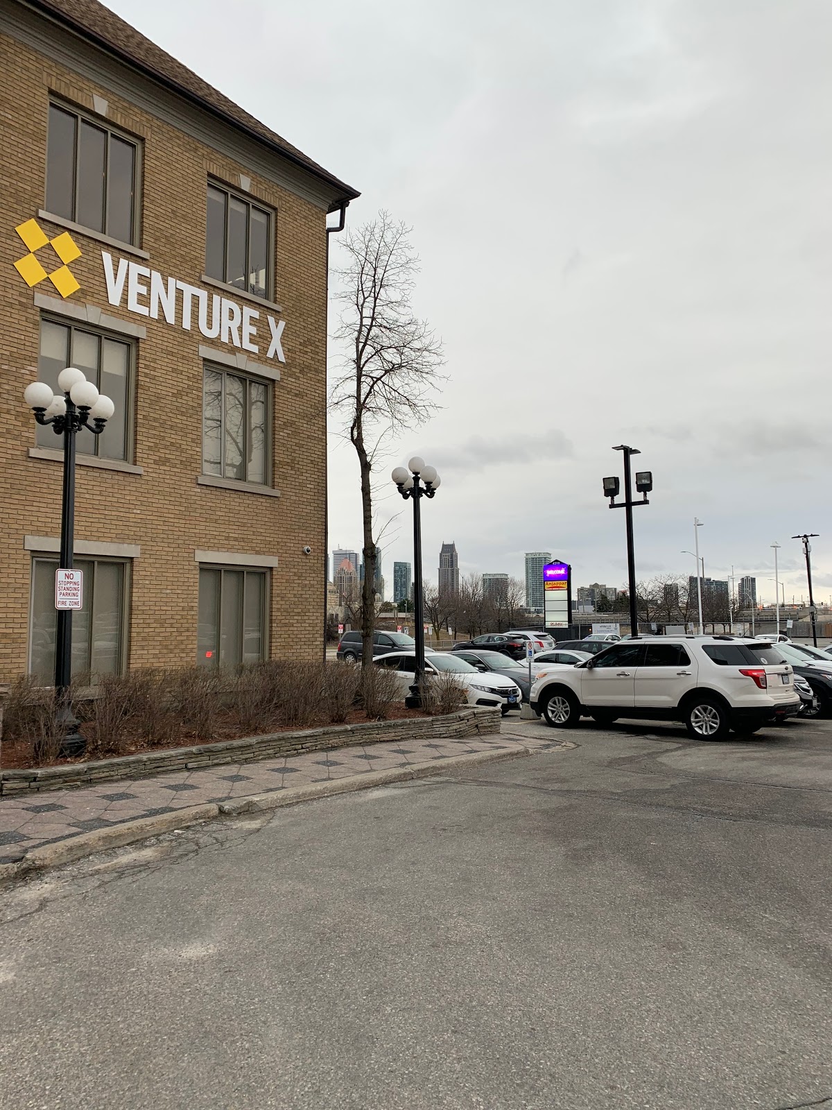 Photo of Switch Health Mississauga COVID Testing at 4230 Sherwoodtowne Blvd, Mississauga, ON L4Z 2G6, Canada