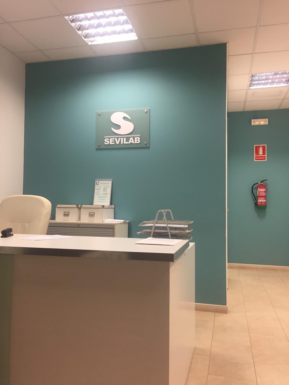 Photo of Laboratorio Echevarne Sevilla COVID Testing at Gta. de Méjico, 1, 41012 Sevilla, Spain