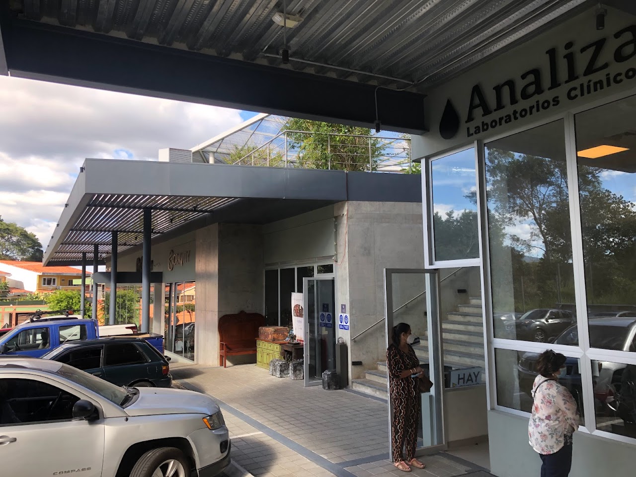 Photo of Analiza Laboratorios Clinicos Santa Tecla COVID Testing at Santa Tecla, El Salvador